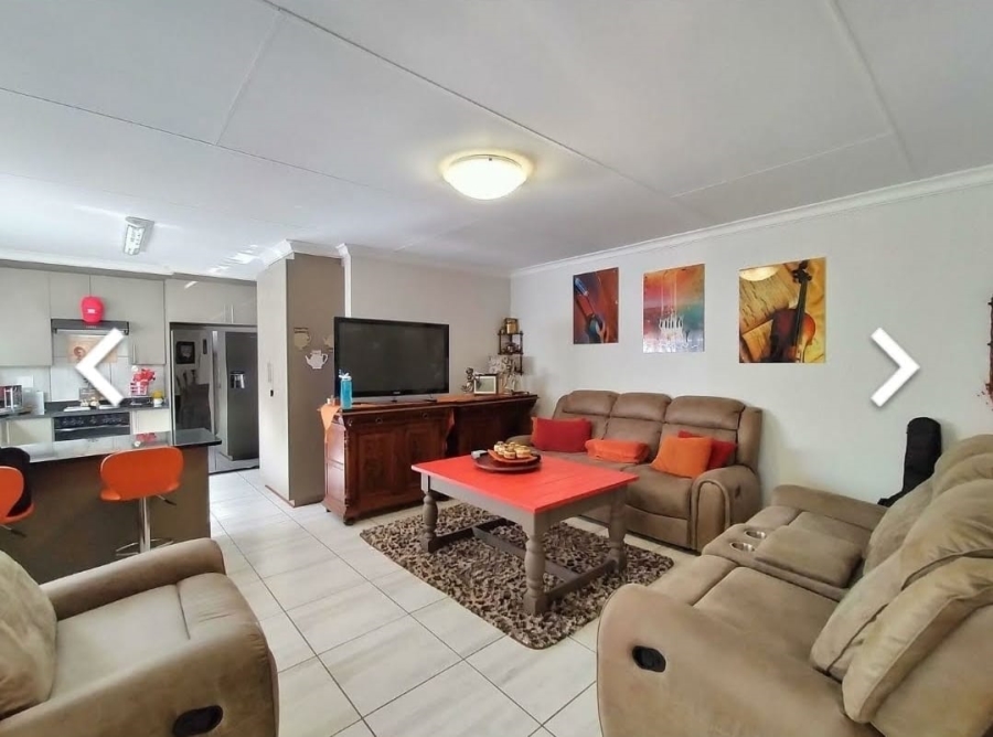 To Let 3 Bedroom Property for Rent in Baillie Park North West